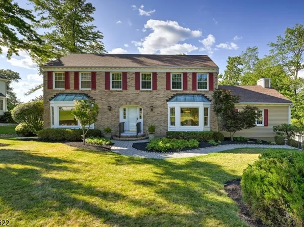 3 Dogwood Dr, Hillsborough Twp., NJ 08844