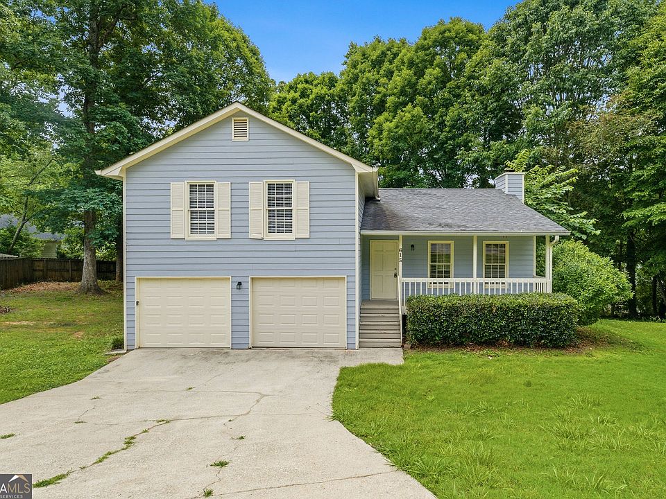 1st image of 615 Hickory Nobb
