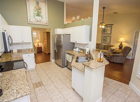 4th image of 15249 Avalon Bay Blvd APT 2901