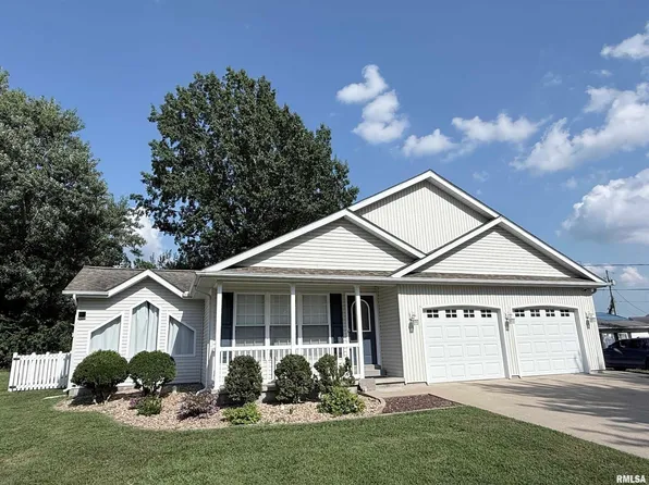 1408 Main St, Carterville, IL 62918