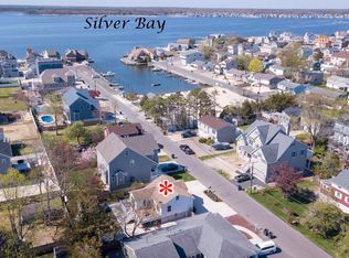 43 Sea Breeze Rd, Toms River, NJ 08753