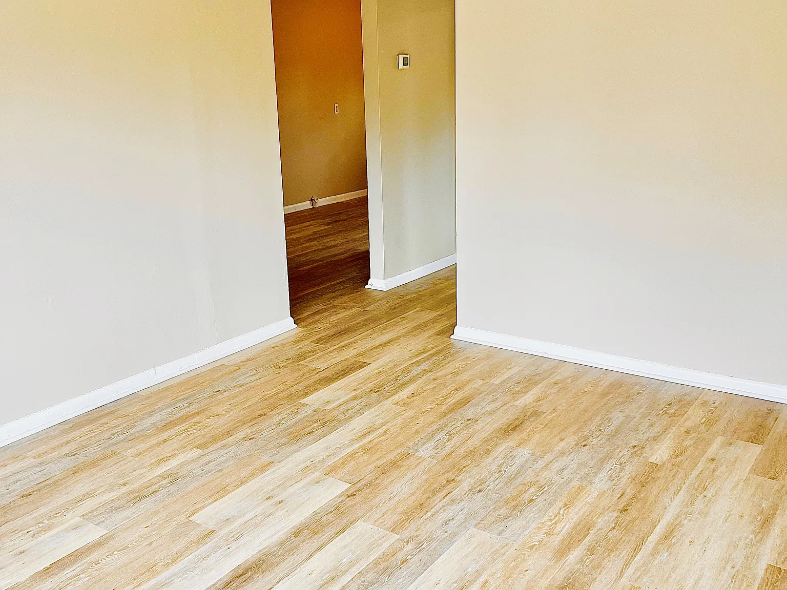 1 bed, 680 sqft, $1,075 — Photo 3