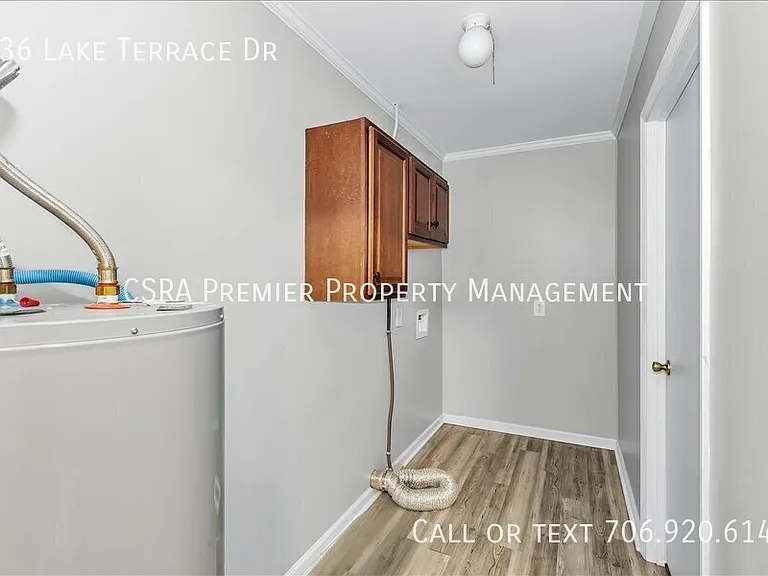 836 Lake Terrace Dr — Photo 12