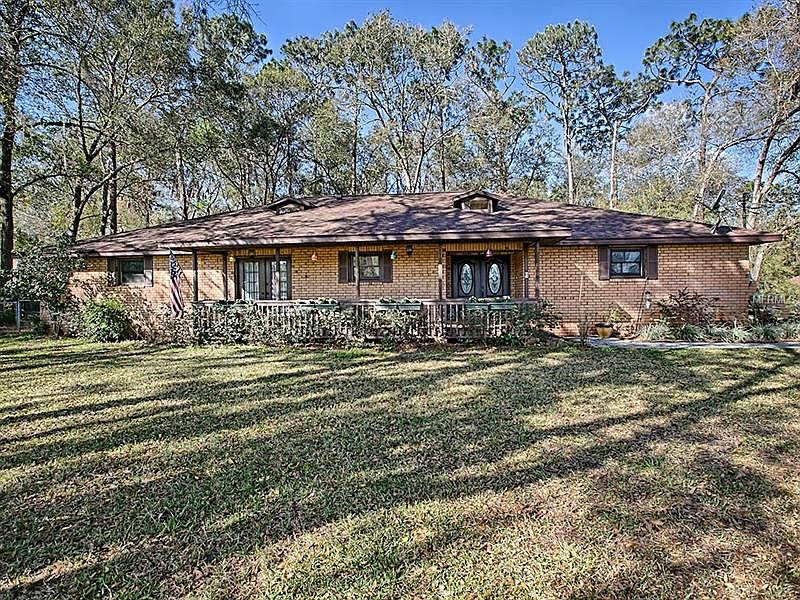 1st image of 26052 Pine Valley Dr