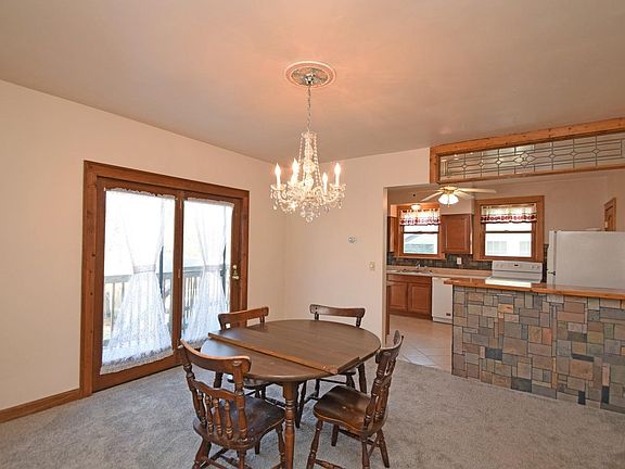 4th image of 2952 Feltz Ave