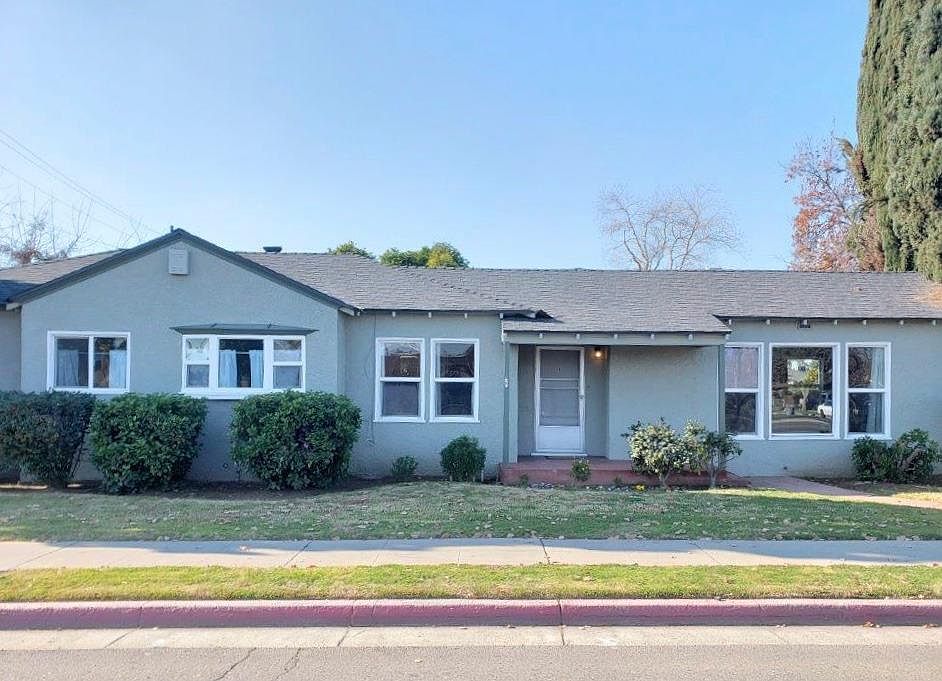 1st image of 3223 N Palm Ave
