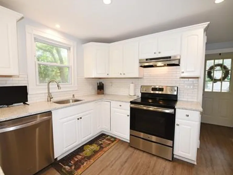27 Donnellan Cir — Photo 13