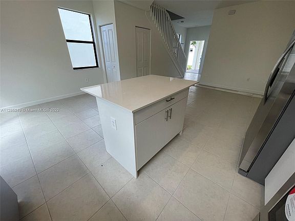 5th image of 11834 246th Ln