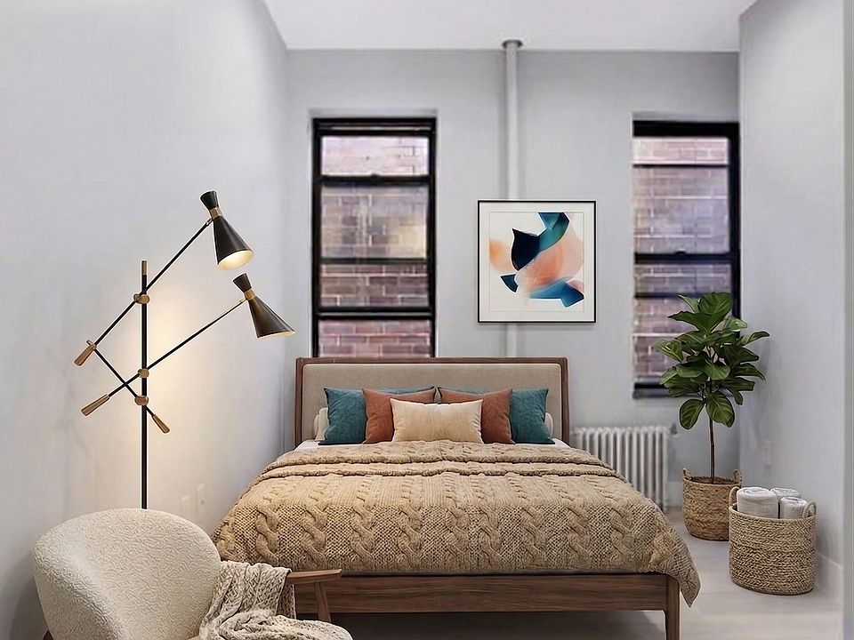 2nd image of 200 Stanton St #6