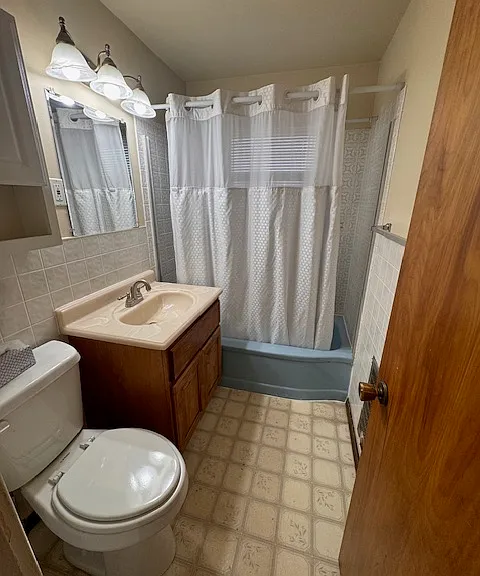 1715 N Beach St #NA — Photo 16