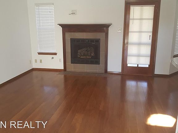 4th image of 11479 Napolske Ct