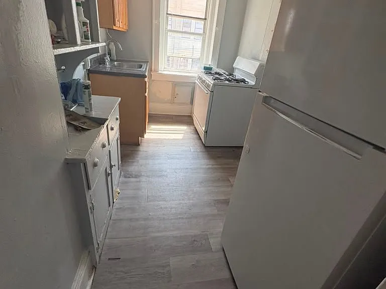 107 Elm St #7 — Photo 8