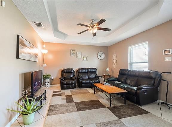 3rd image of 4073 Regina Coeli Ct
