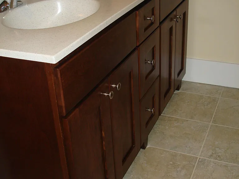 Double sink vanity - nice large cabinet for storage