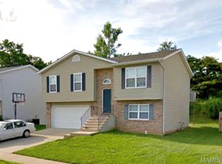 363 Sweetwater Ln, O'fallon, IL 62269