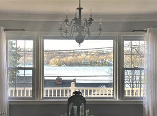 165 E Shore Trl, Sparta, NJ 07871