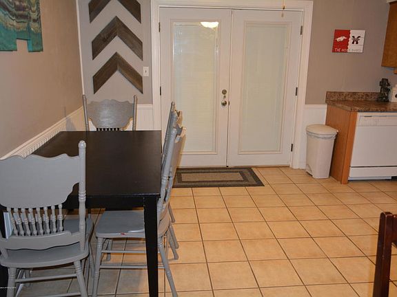 5th image of 2024 Cresthill Dr N