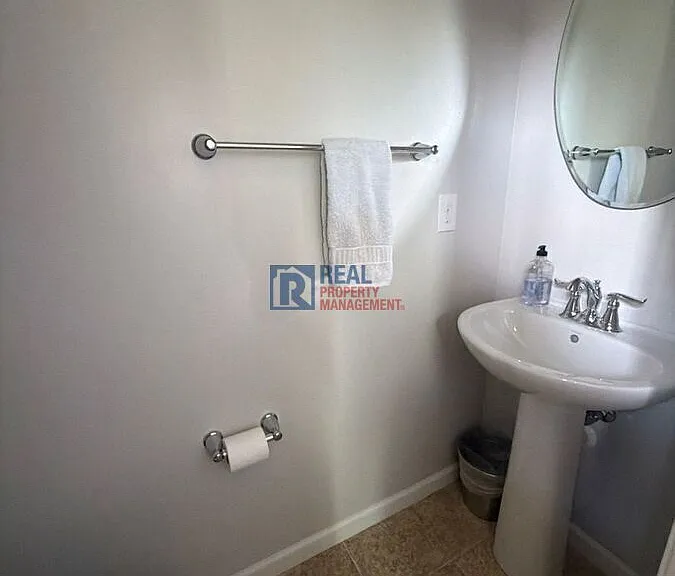 2800 Ridge View Ct — Photo 3