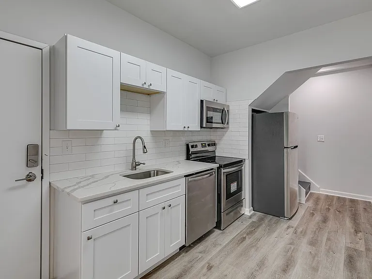 Brand New Luxury Temple Apartments — Photo 40