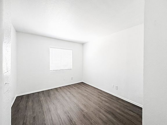 2nd image of 13020 N 21st Pl APT 2