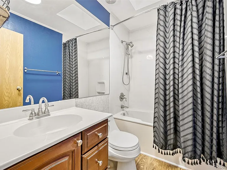 3354 S Kendall St — Photo 25