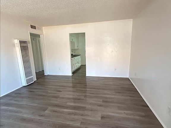3rd image of 226 Lincoln Ave #3