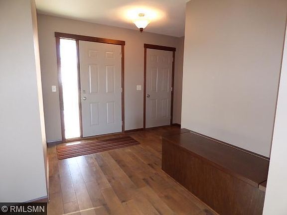 2nd image of 1662 20th Ave NE