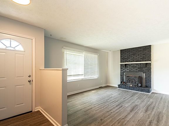 4th image of 1905 E Dutcherman Dr