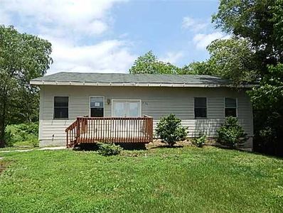 2120 E Army Post Rd, Des Moines, IA, 50320