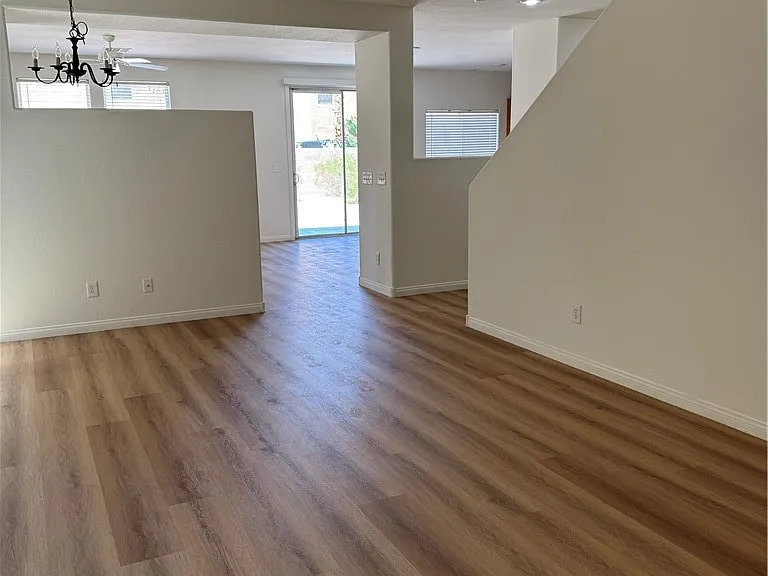 3308 Barada Heights Ave — Photo 8