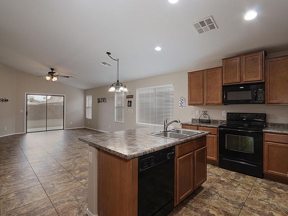 4th image of 41754 W Somerset Dr