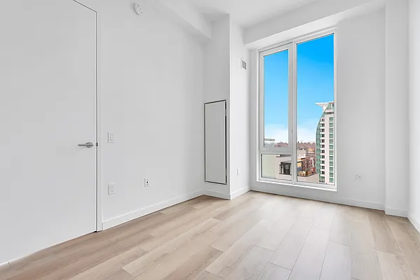 Rented by Modern Spaces | media 1