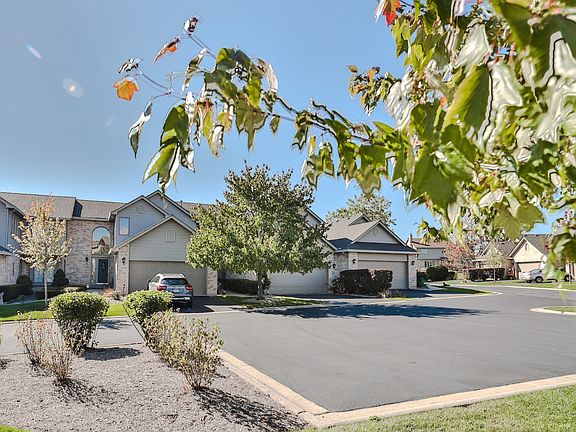 2nd image of 14134 Norwich Ln