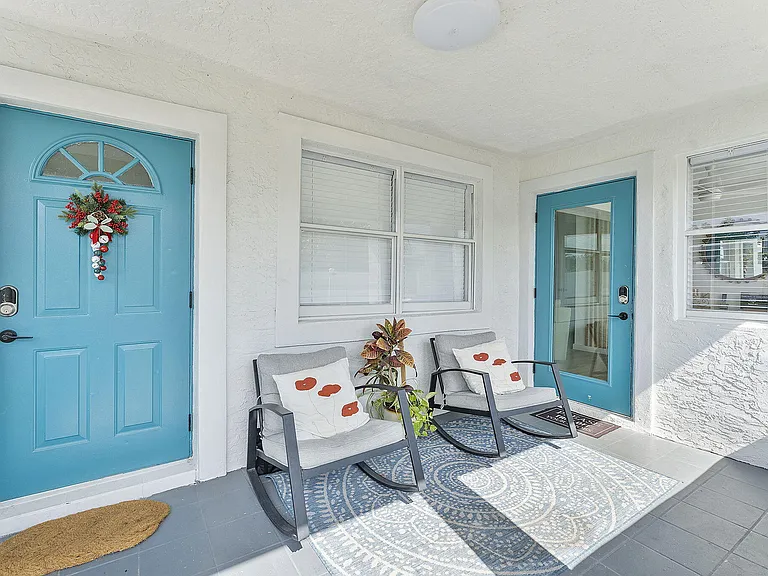 2629 SW 6th Ct — Photo 5