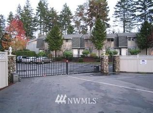 8309 Cirque Dr W, University Place, WA