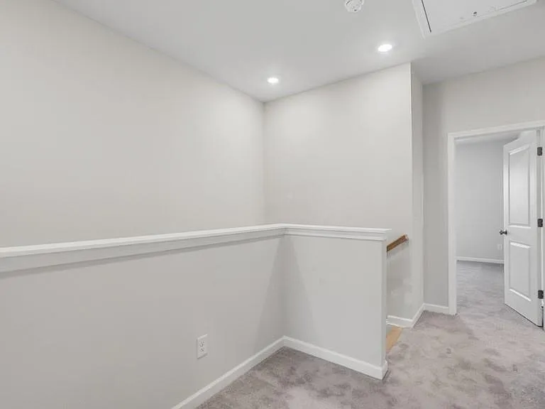 312 Cornett Way — Photo 14