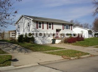 2100 29th St SW, Cedar Rapids, IA 52404