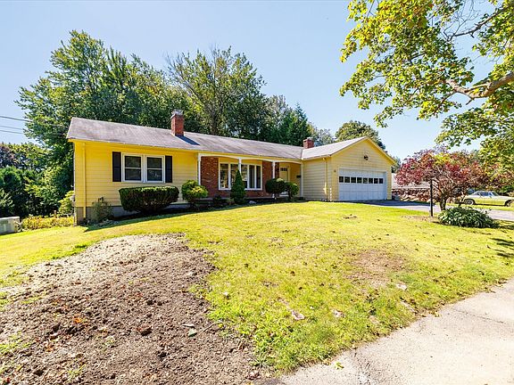 2nd image of 36 Barry Rd