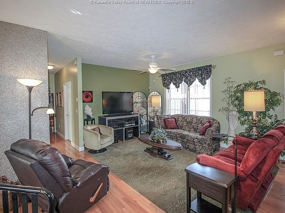 4th image of 203 Gabrielle Ct