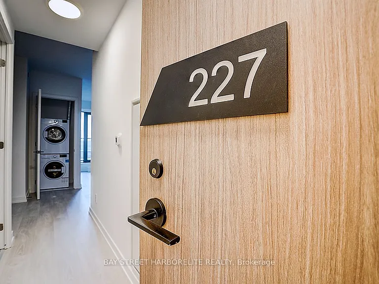 35 Parliament St #227 — Photo 3
