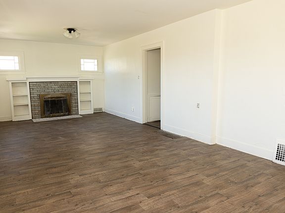 5th image of 2417 Queets Ave