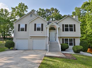 3325 Wildwood Dr SW, Marietta, GA 30060