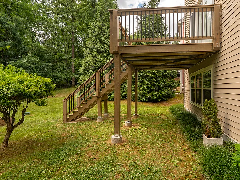 1820 Clay Dr — Photo 39