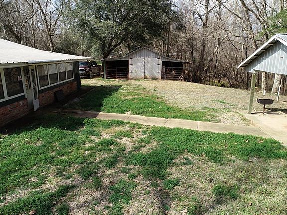 <p>Back yard</p>