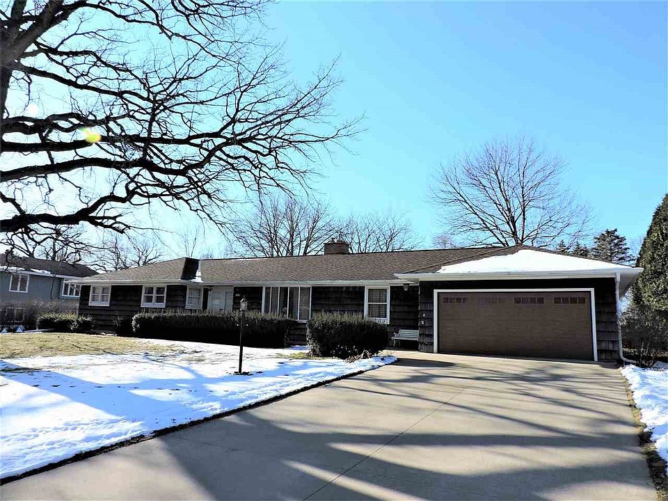 Choice home in Choice location!