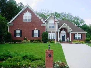8605 Wading Branch Ct, Ooltewah, TN 37363