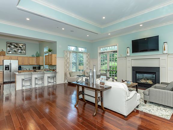 2nd image of 1500 Horizon Way #902B