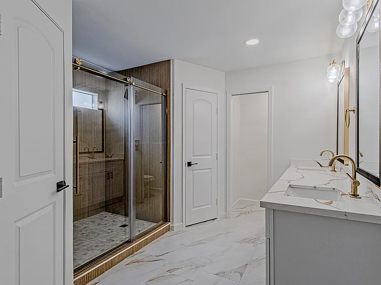 3406 Forest Village Dr — Photo 28