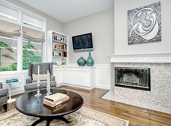 4th image of 1436 S Prairie Ave #B