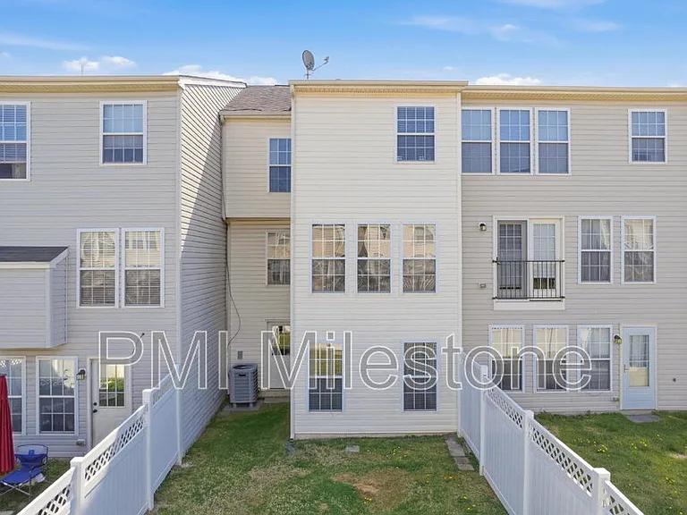 1247 Mare St — Photo 38